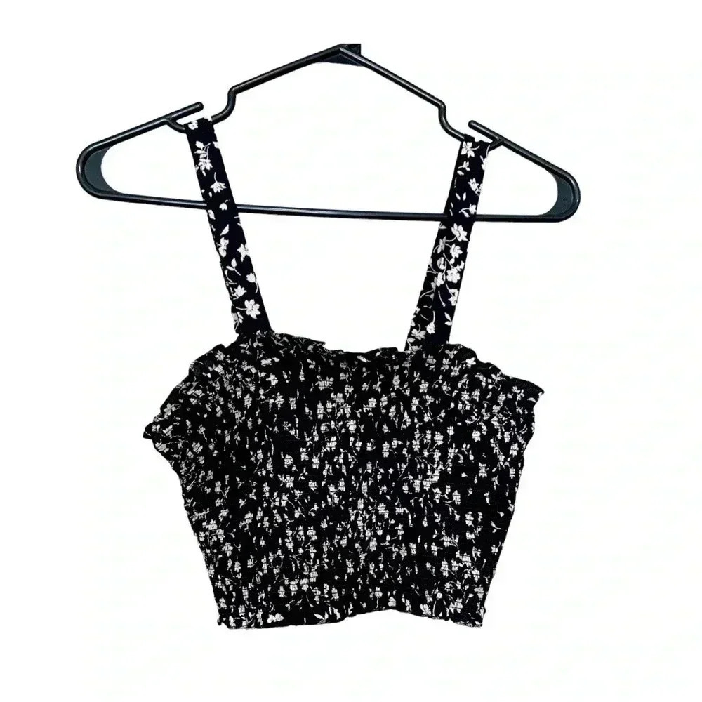 Japna elastic band tank top, black with white flowers